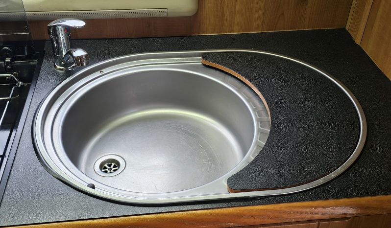 
								Autotrail Tracker SE EKS 2 Berth Coachbuilt Motorhome full									