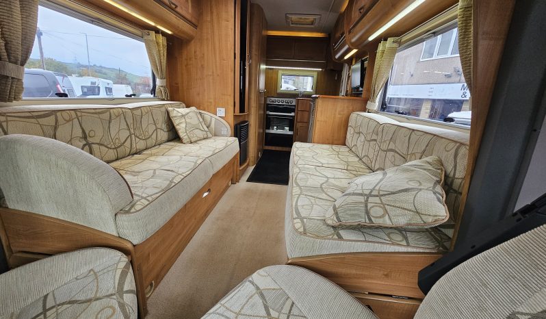 
								Autotrail Tracker SE EKS 2 Berth Coachbuilt Motorhome full									